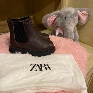 Burgundy leather Zara boots